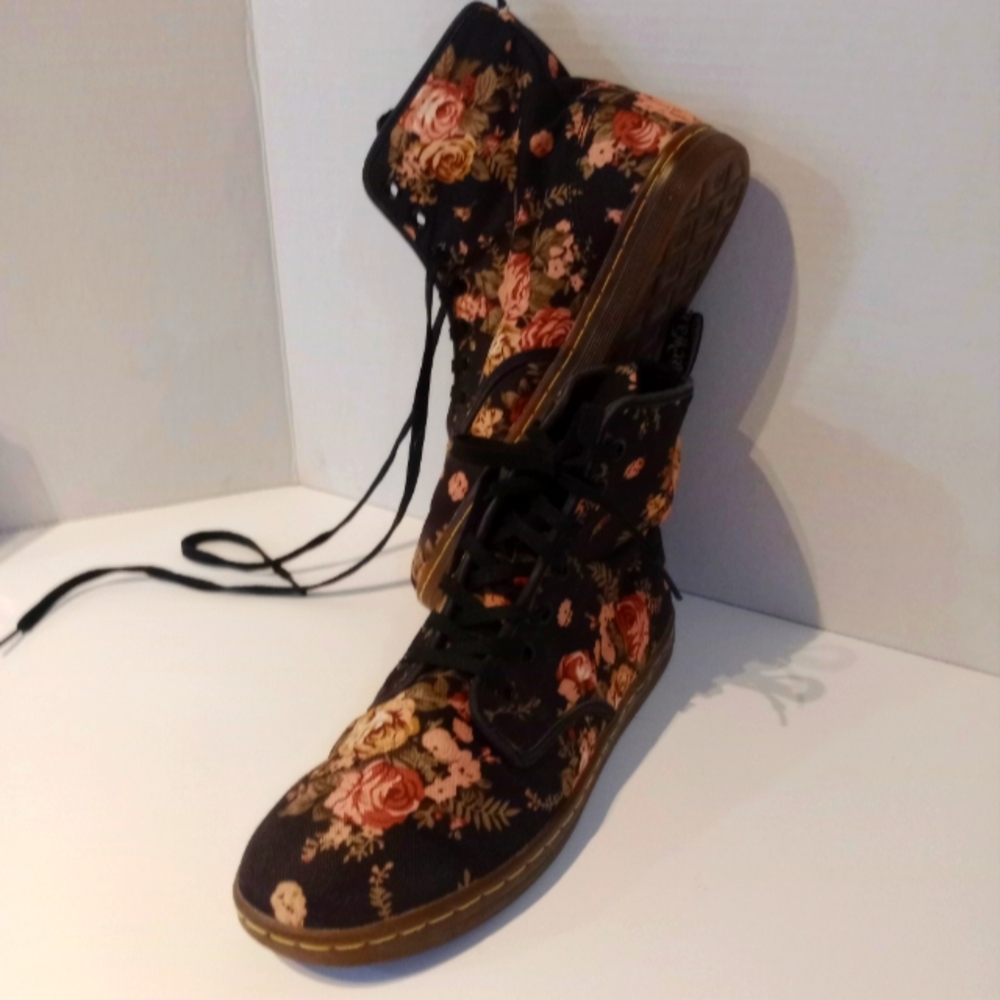 Dr. Martens Black Floral Lace-Up Platform Ankle Boots